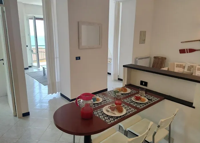 Giulia & Giovanna Λεβάντο