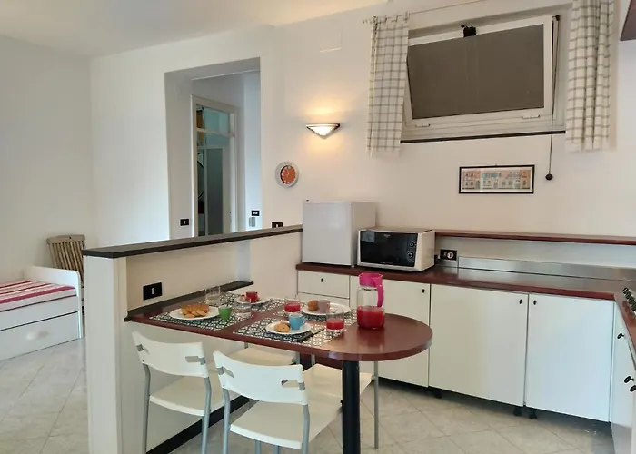 Giulia & Giovanna * Λεβάντο