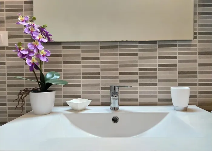 Giulia & Giovanna * Λεβάντο