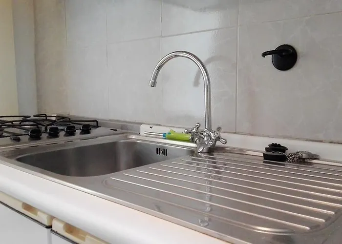 Giulia & Giovanna * Λεβάντο