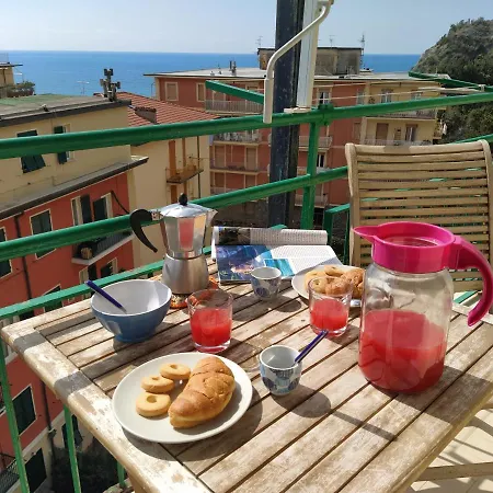 Giulia & Giovanna * ليفانتو